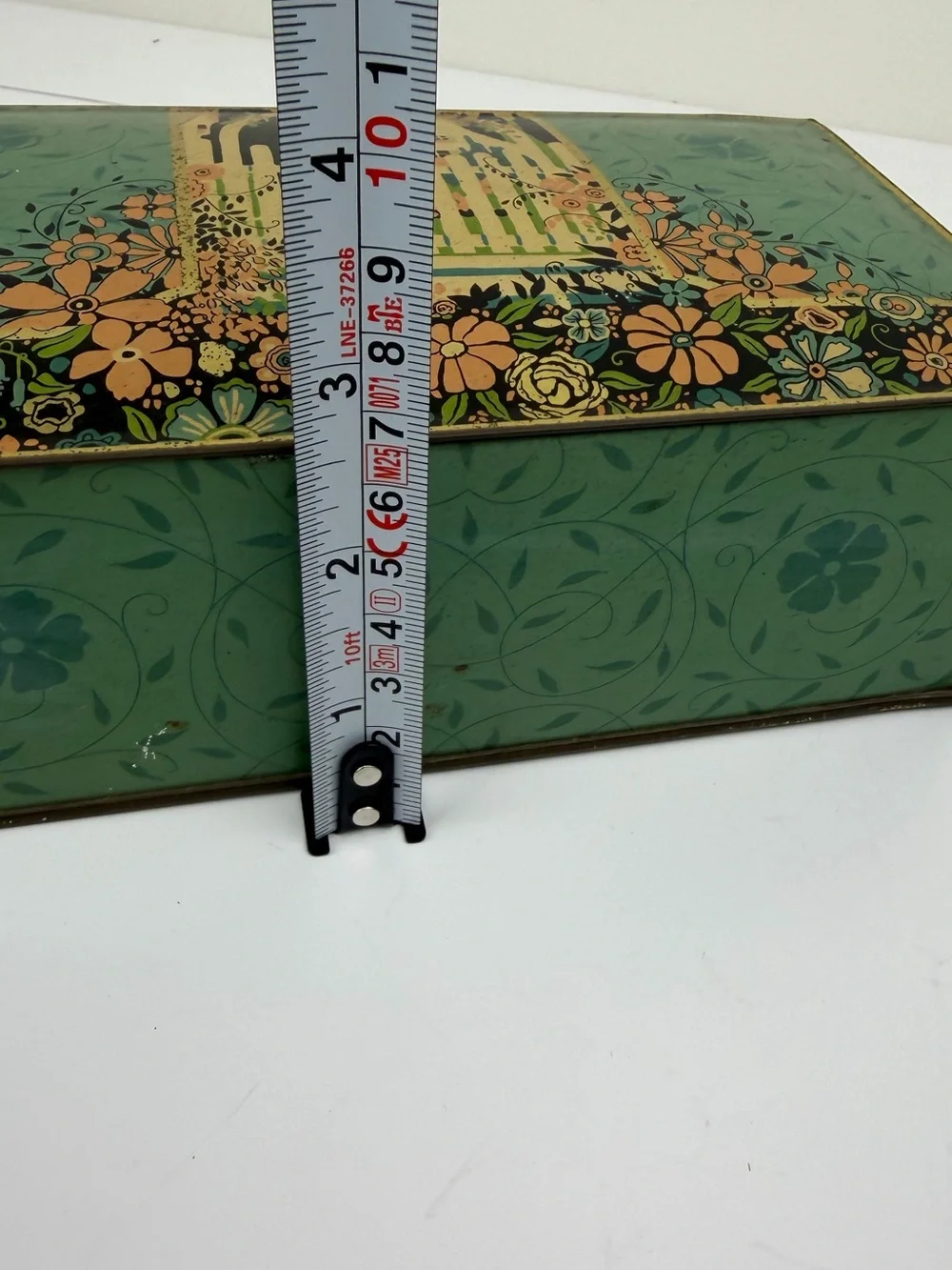 Vintage George C. Miller & Co. Floral Lithograph Hinged Candy Tin Box